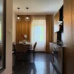 Petrus Superior - Spacious Three-room - Prestigious Location Near Diocletian's Palace And Bacvice - The Restaurants Within Walking Distance - Free Parking Provided Apartment Split