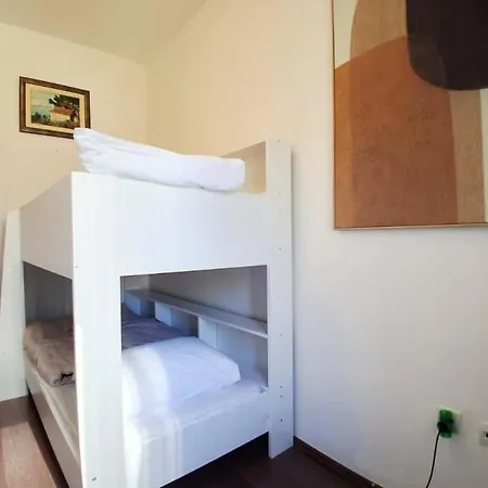 Petrus Superior - Spacious Three-room - Prestigious Location Near Diocletian's Palace And Bacvice - The Restaurants Within Walking Distance - Free Parking Provided Lägenhet Split