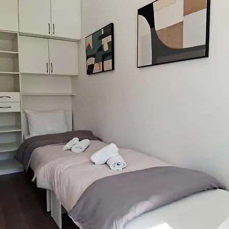 Lejlighed Petrus Superior - Spacious Three-room - Prestigious Location Near Diocletian's Palace And Bacvice - The Restaurants Within Walking Distance - Free Parking Provided Split