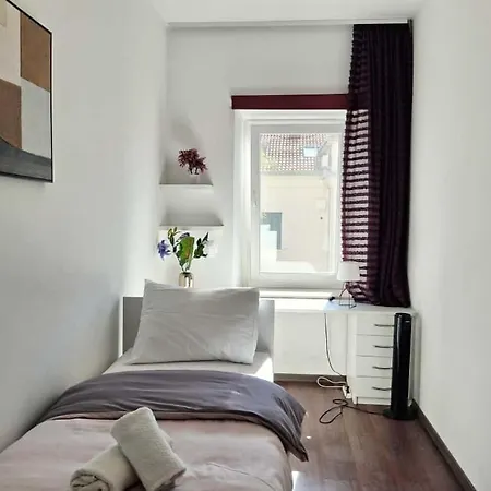 Petrus Superior - Spacious Three-room - Prestigious Location Near Diocletian's Palace And Bacvice - The Restaurants Within Walking Distance - Free Parking Provided Lejlighed *